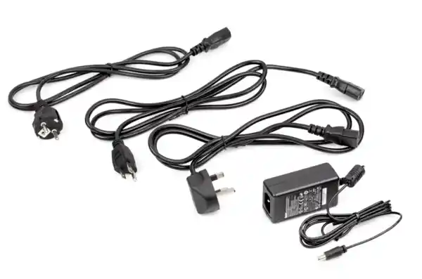 Power adapter YKA-10