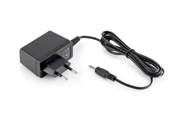 Power adapter YKA-46