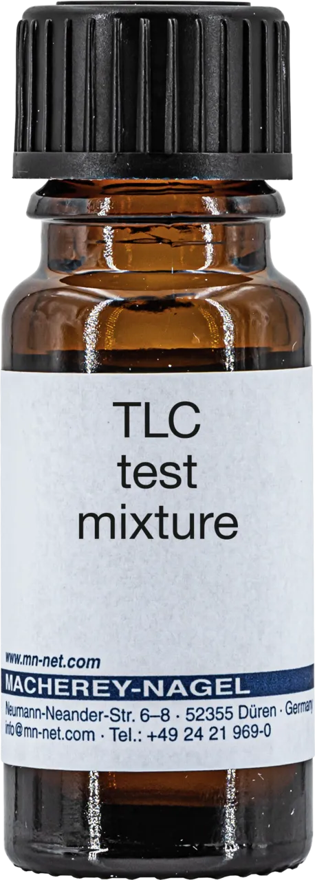 Collection of the 2 individual components of the cation test mixture pack of 2 x 8 mL