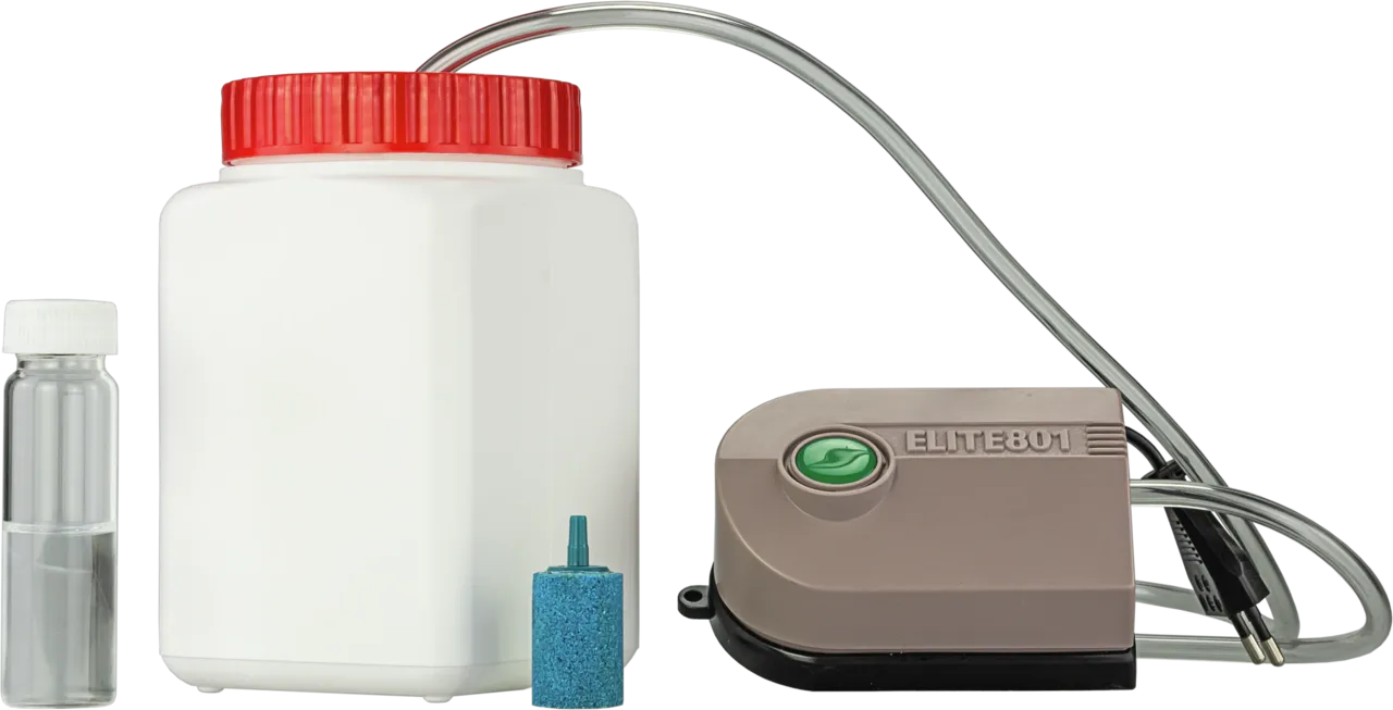NANOCOLOR BOD5 TT accessories set consisting of: electric air pump, 2 aerating bricks, PE container 1 L, 2 reaction vessels 40 ml