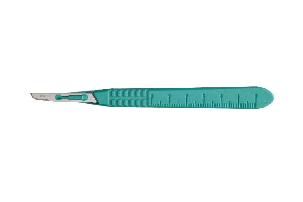 Disposable scalpel No.15, single packed sterile, stainless steel blade