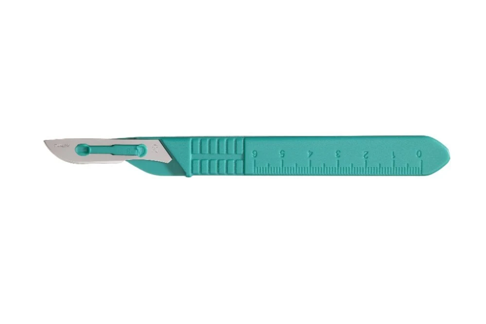 Disposable scalpel No.20, single packed sterile, stainless steel blade