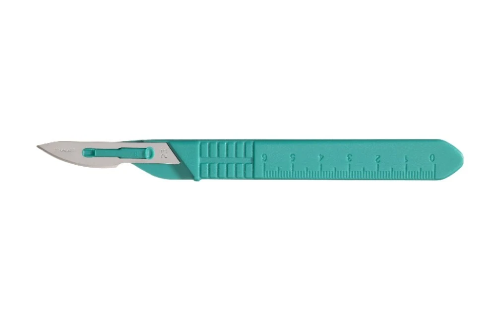 Disposable scalpel No.23, single packed sterile, stainless steel blade