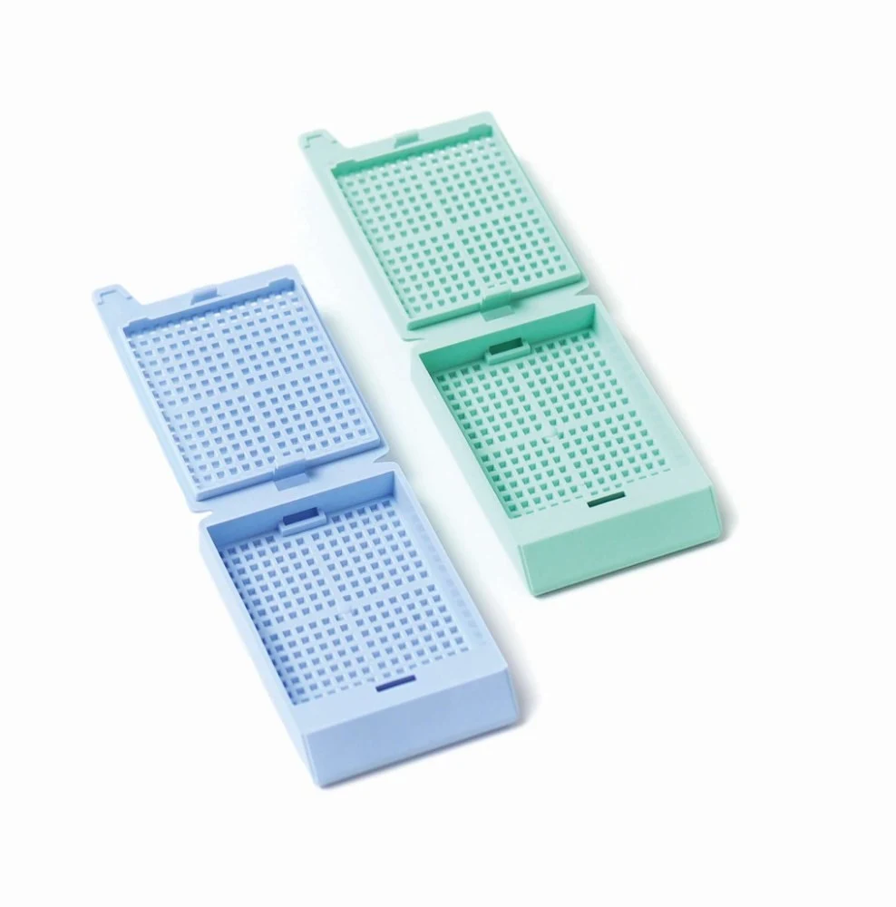 Embedding cassette, biopsy, 45° angled marking area with fine square holes; cassette and removable lid