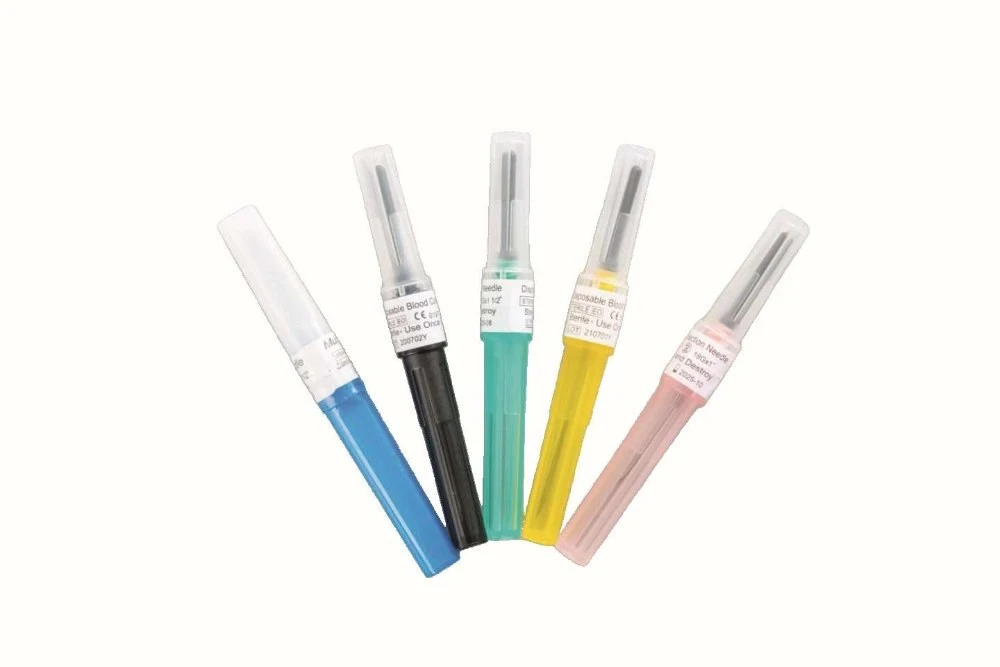 Disposable multi-sample needles for veterinary medicine, 18 G x 1.5", pink